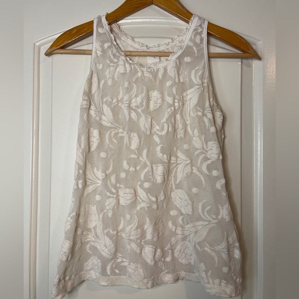 Stretchy Lace top